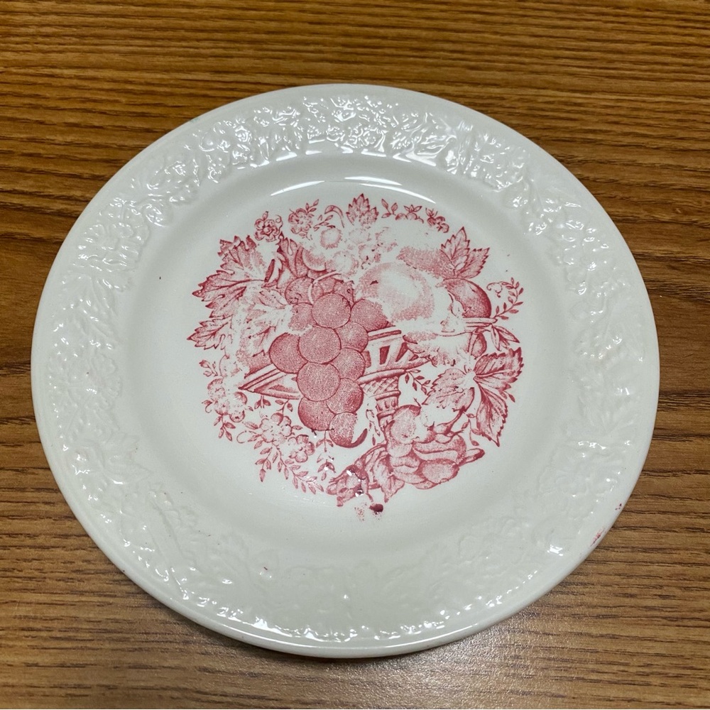 Vintage Homer Laughlin Bread Harvest Plate - Red Stamped Grape Motif